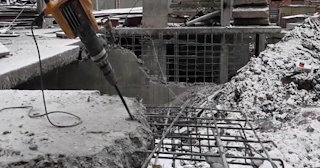 Демонтаж монолитного перекрытия в Иркутске - Профессиональная разборка от 840 руб.