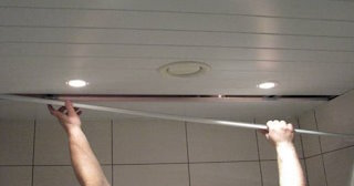 Демонтаж реечных потолков в Иркутске - цена за м2 от 473 рублей - Сварной-Ркт